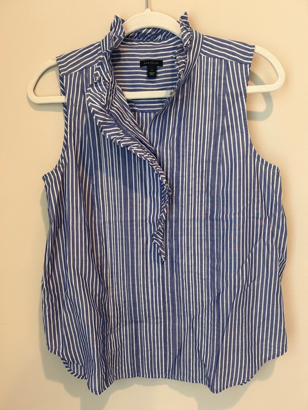 Ann Taylor Sleeveless Stripe Blouse Size S